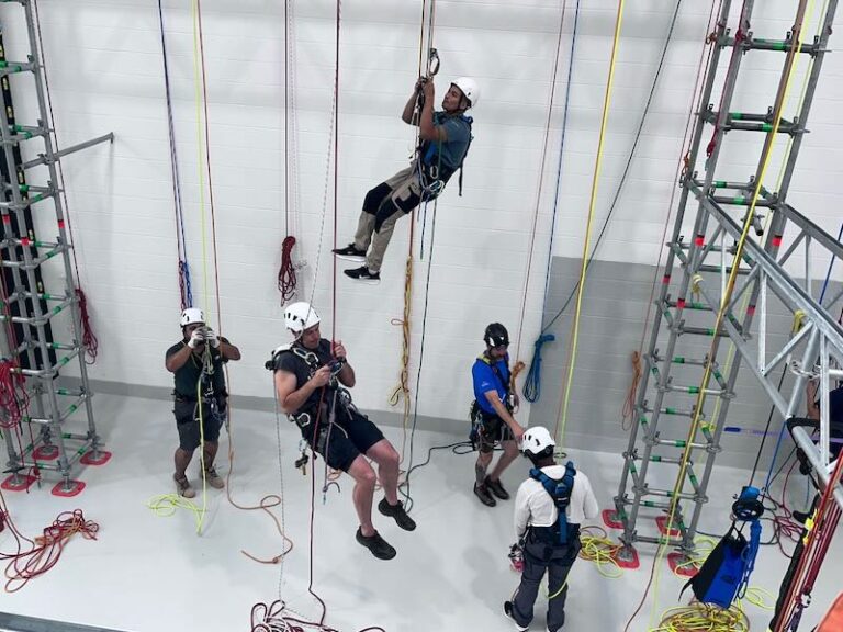 Cursos de trabajos en altura de Servertik